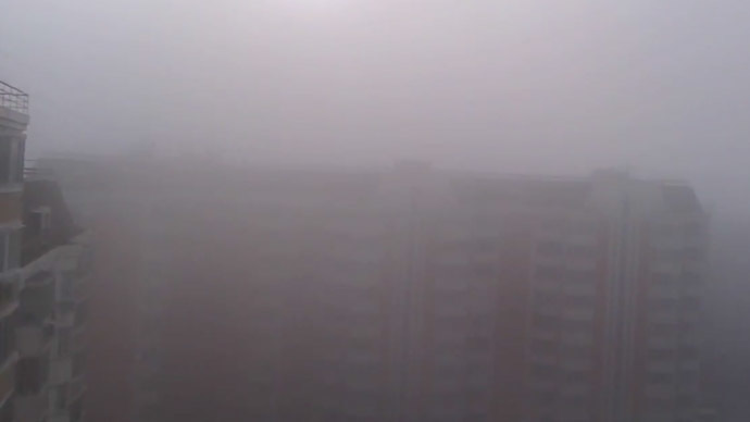 Mystery fog, 'toxic' sulfur odor covers Moscow (VIDEO)