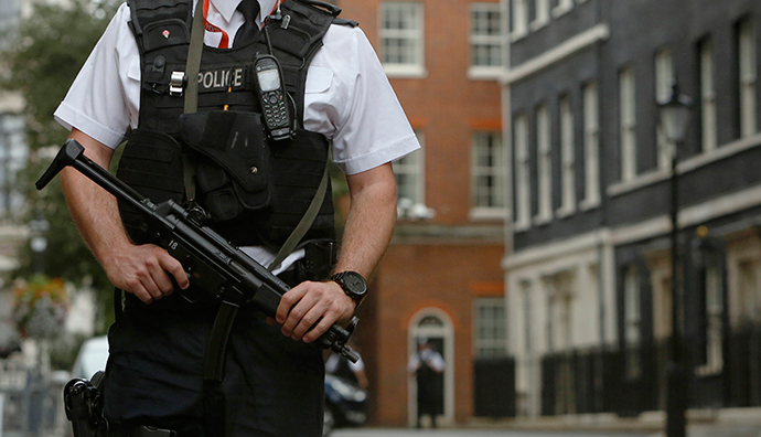 Met Police office, UK. (Reuters / Luke MacGregor)