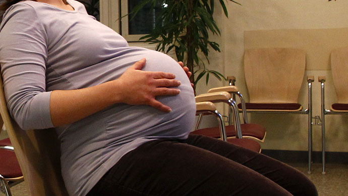 Pregnant boozing ‘not a crime’: Mother cleared of causing brain damage