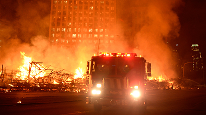 Massive blaze devastates Russian library housing unique documents, ancient texts (PHOTOS, VIDEO)