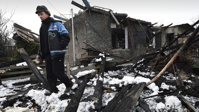 'Difficult' new Ukraine peace talks begin in Minsk as Kiev sets course for NATO