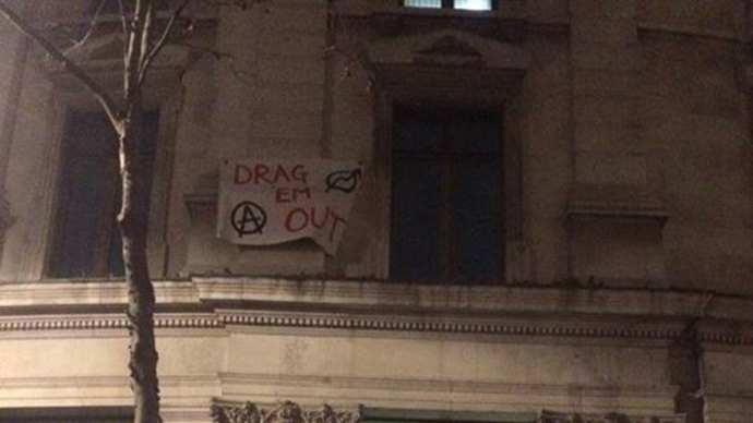 Judge allows evicted RBS 'love activists' in London to serve homeless Xmas dinner