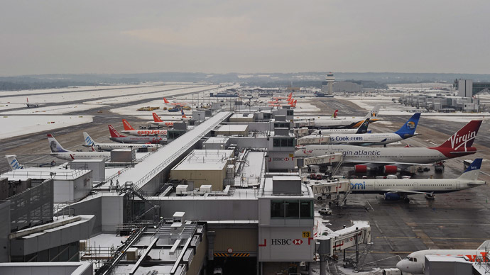 'Non-standard landing': Virgin Atlantic flight touches down safely at UK airport (VIDEO)