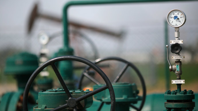 US lifts 40-year ban on oil exports