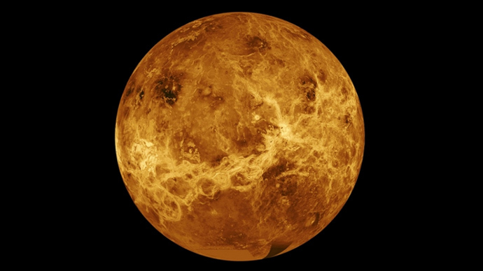 Venus once shrouded in oceans of liquid-like CO2 gas, study suggests