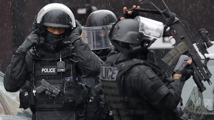Terror threat ‘severe,’ security tightened at UK ports – COBRA meeting ends