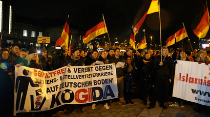 ​For Lulz? PEGIDA leader Lutz Bachmann steps down after Hitler-style pic emerges