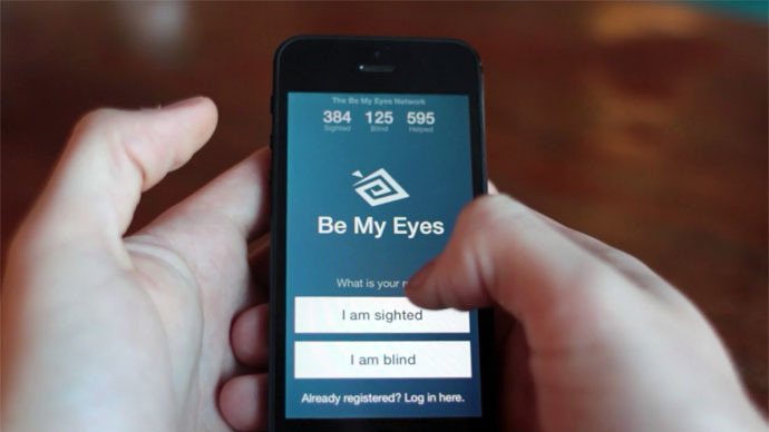 Thousands sign up to assist blind via new 'Be My Eyes' app