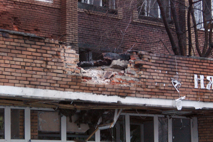 City Hospital No.3 in Shevchenko Boulevard in Donetsk's Kalininsky District after the building was hit with an artillery shell during the city's shelling by the Ukrainian army. (RIA Novosti / Mikhail Parhomenko) 