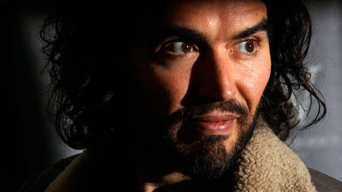 Russell Brand gatecrashes Daily Mail owner’s home