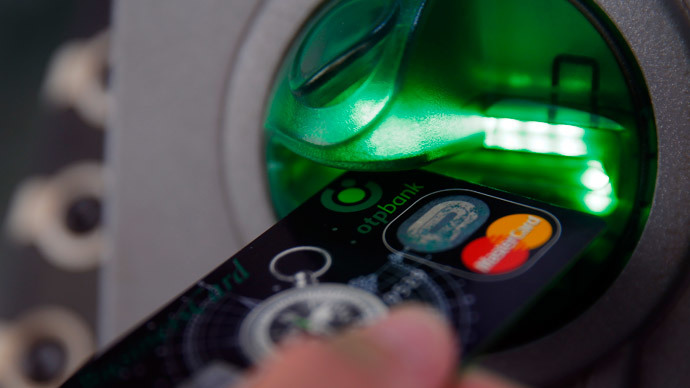 ‘Fundamentally corrupt’: UK banks slammed for selling pointless card insurance