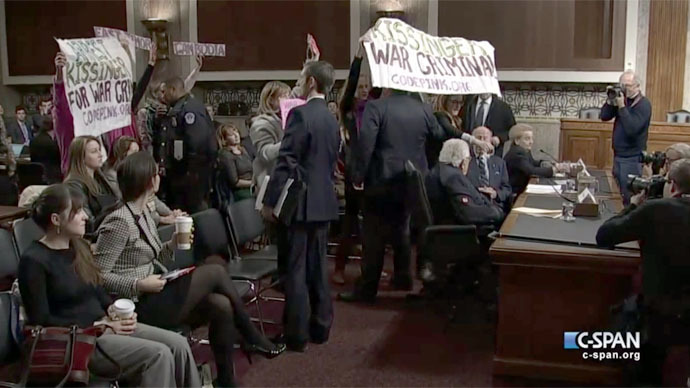 McCain boots 'low-life scum' from Senate hearing