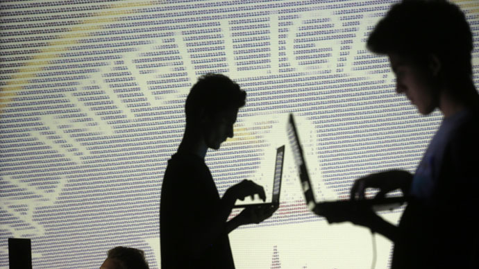 Canary Watch: Activists create website to track & reveal NSA, FBI info requests