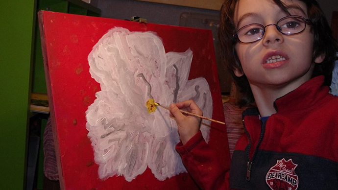6yo artist donates first income to help poor kids in Angola