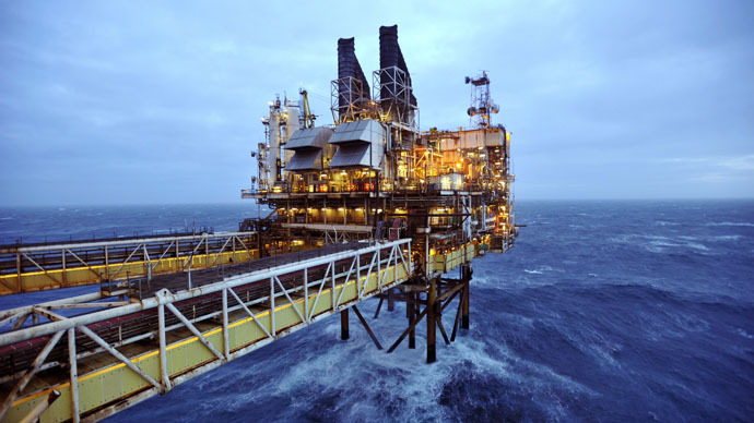 UK to benefit from oil price slump, says think tank