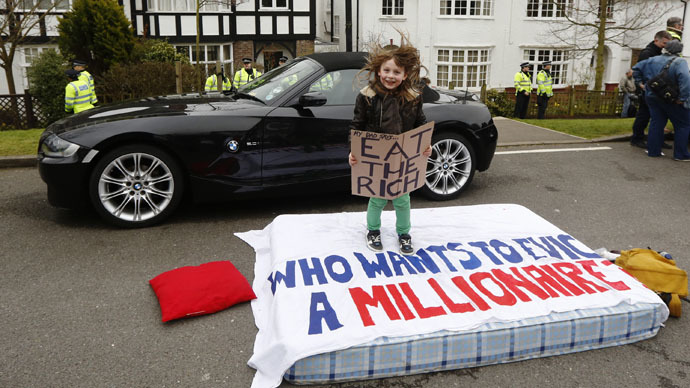 For richer, for poorer: Top earners surpass pre-crash wealth, low income youth worse off