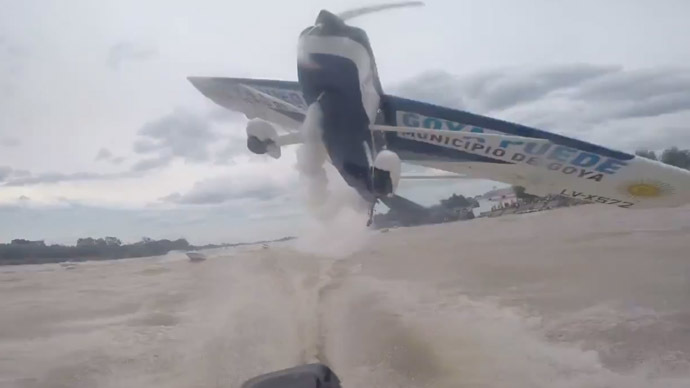 Lucky escape: Low-flying plane nearly hits fishermenâ€™s 