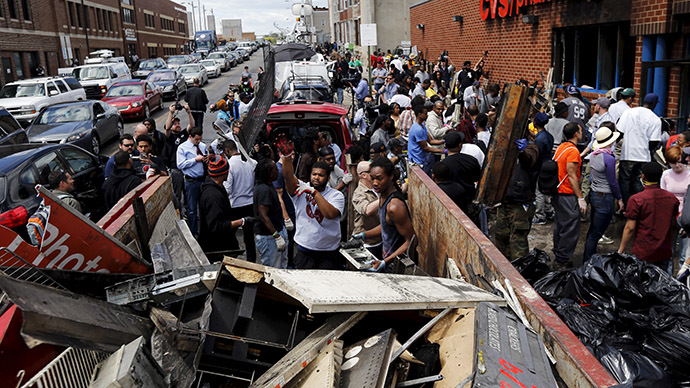 Baltimore prison guards arrested for looting during Freddie Gray riots