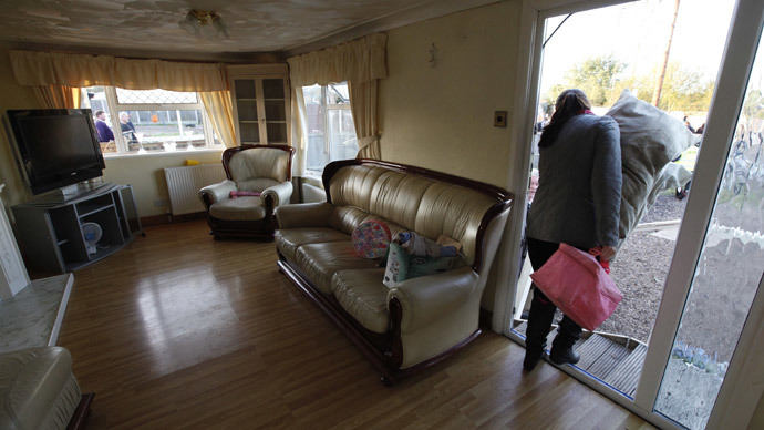 Families ‘hurtling towards homelessness’ as rental evictions hit record high