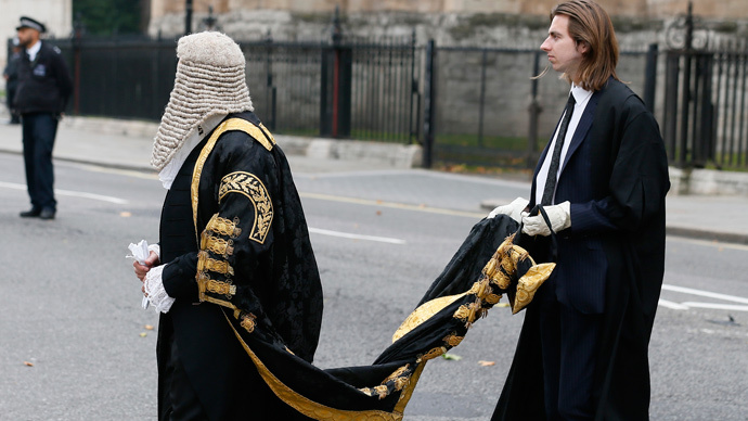 Human Rights Act: Cameron wavers in face of Tory rebellion, delays abolition