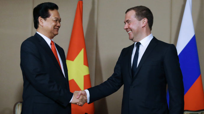 Vietnam signs free trade deal with Russia-led EEU economic bloc
