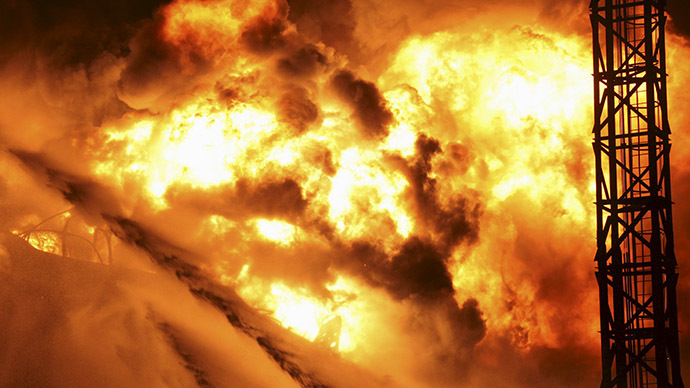 #IfThePatriotActExpires scary pictures flood Twitter ahead of deadline