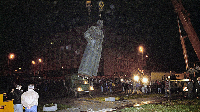 Moscow officials license referendum to restore monument to KGB ...