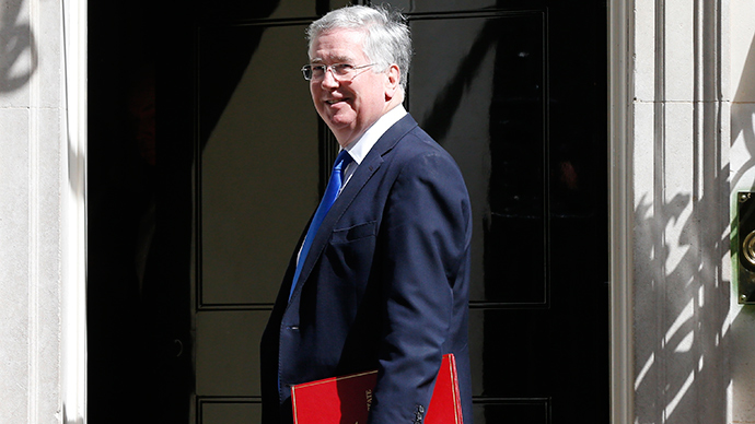 ‘Illogical’ not to bomb Islamic State in Syria – Def. Secretary