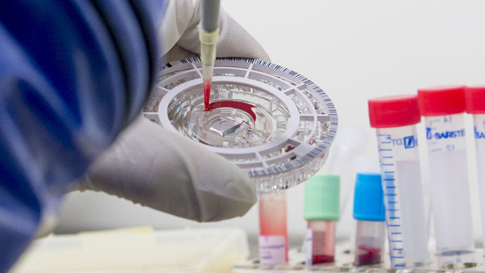 New in utero test detects baby's gender as early as 10 weeks