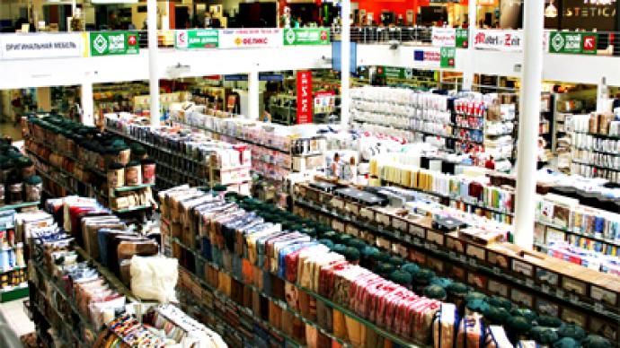 Russian retail spending climbs to 3 year high