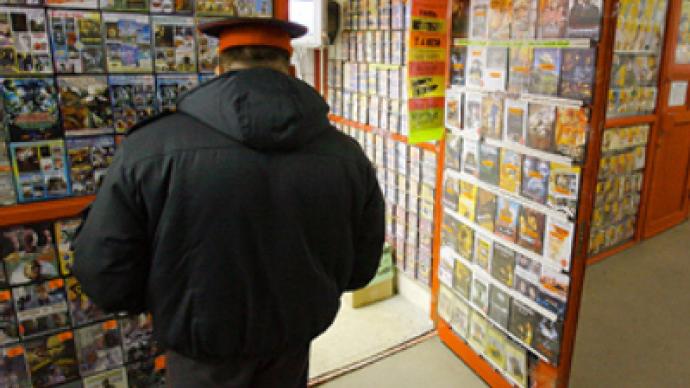 Russian pirate haven homes under fire