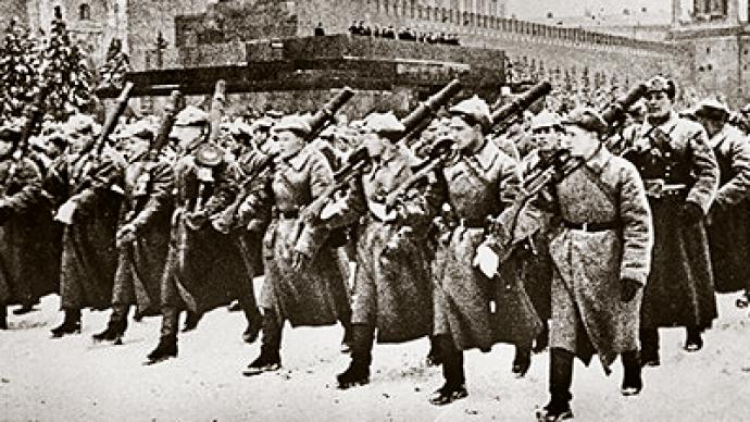 Moscow remembers legendary WWII parade and heroes