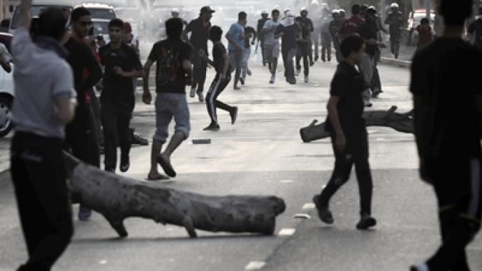 Bahrain revokes citizenship of opposition members