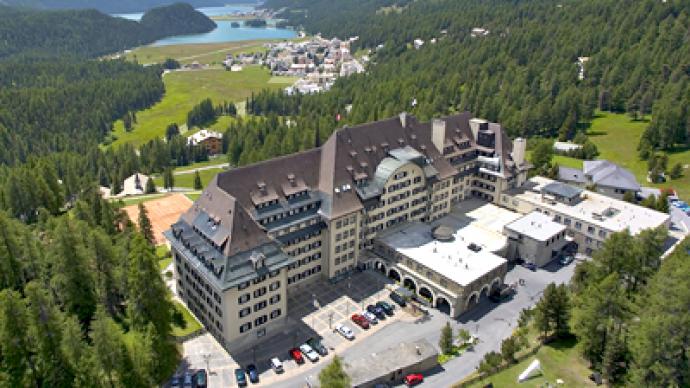 Knocking on Bilderberg’s closed doors