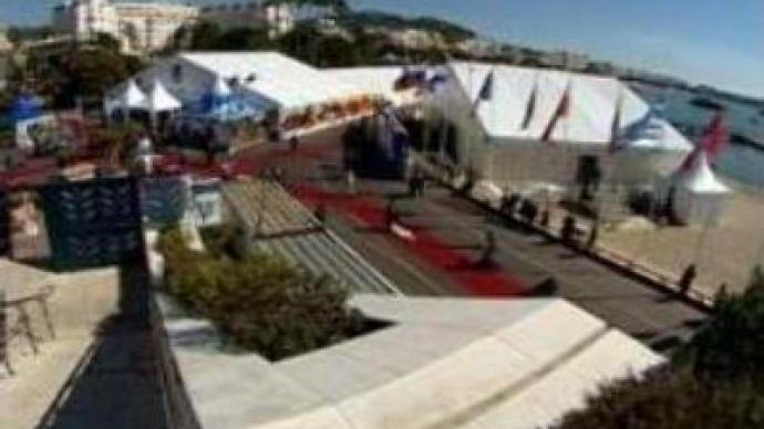 Cannes greets Sochi