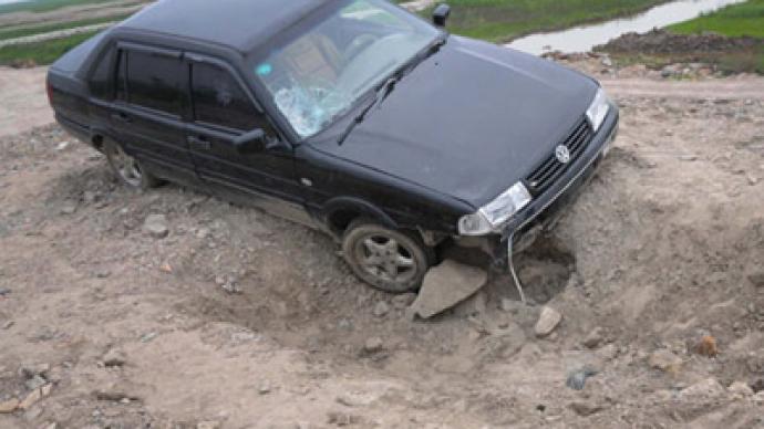 Drunk Chinese couple buries car-hit victim alive - police