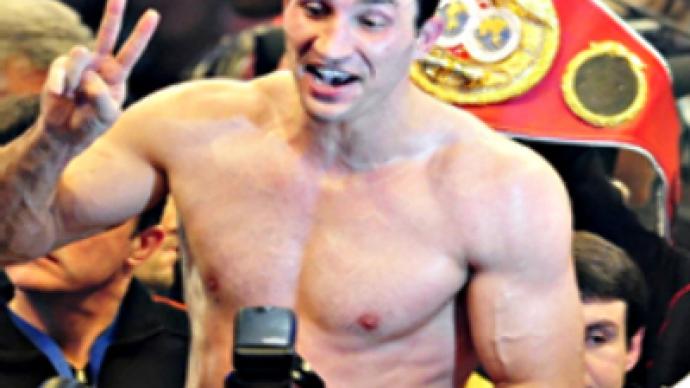 Dr Steelhammer retains heavyweight title