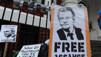 UK threatens to 'assault' Ecuadorian Embassy to arrest Assange