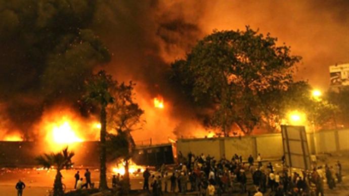 Egypt torn in clashes for 6th day in a row, over 100 killed