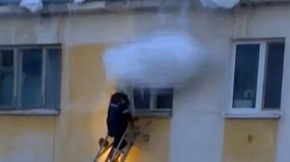 Snowiest winter in 100 years paralyzes Moscow traffic for 3,500 km (PHOTOS)