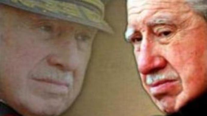 General Pinochet suffers heart attack
