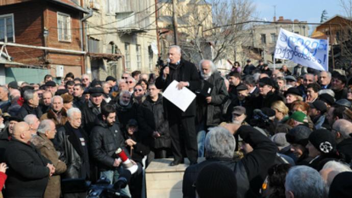Thousands rally in Georgia demanding Saakashvili's resignation