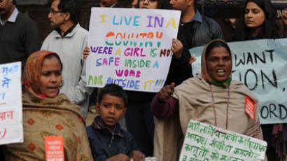 9-year-old Pakistani girl kidnapped and gang-raped