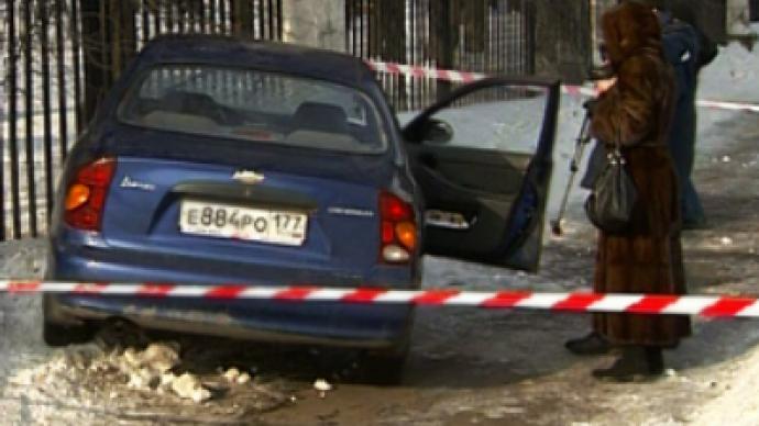 16 injured in stolen car crash