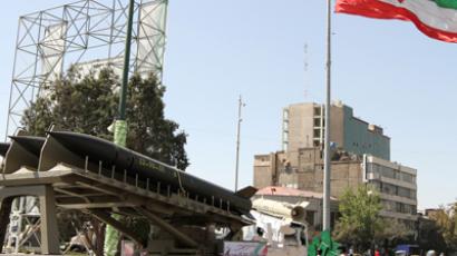 Iran rolls out bold design for homemade fighter jets (VIDEO)