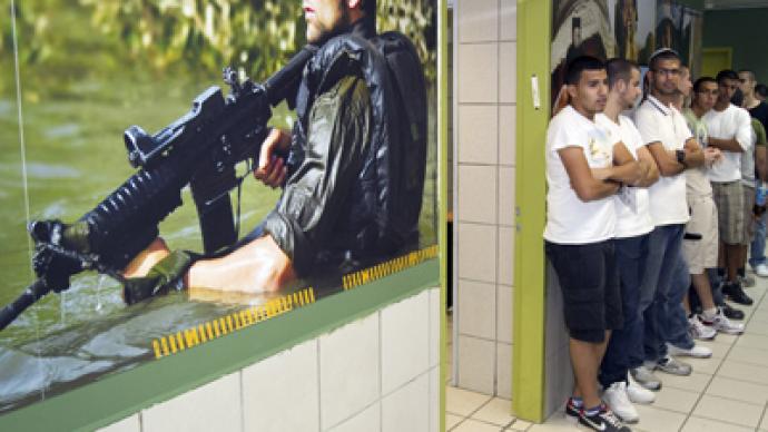 Israeli teachers paid for military recruitment