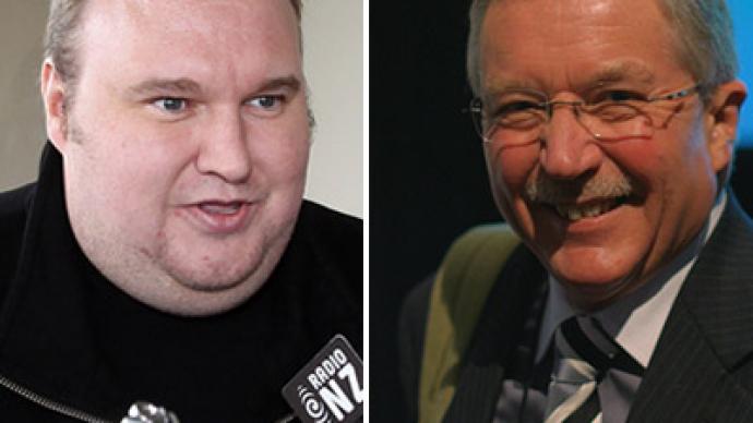 Kim Dotcom judge quits after calling US 'the enemy'