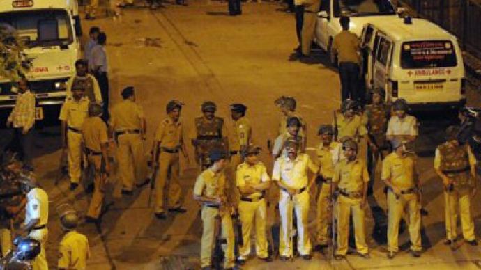Triple blast hits India’s financial center