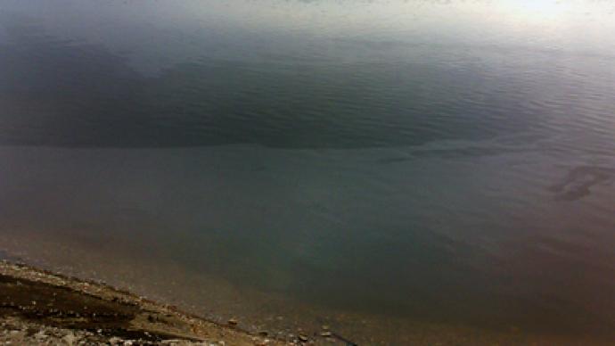 Massive Siberian oil spill leaves thousands without water