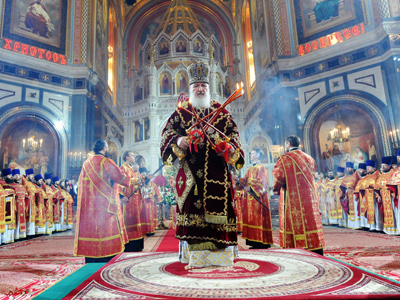 Russia celebrates Easter as Holy Week draws to an end — RT World News